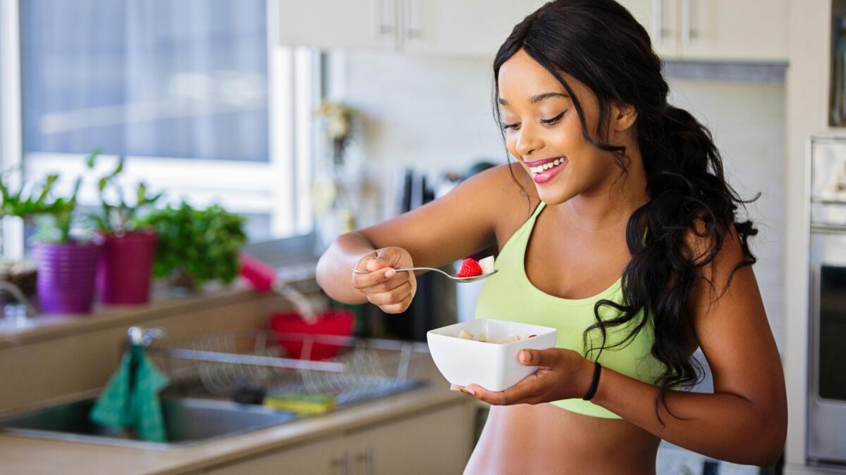 Menopausa e saúde intestinal: o que comer e evitar