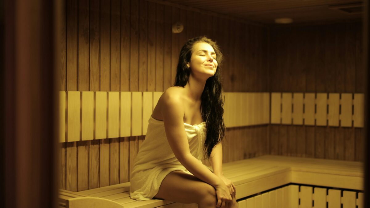 A Pele Sauna: Como Conquistar um Brilho Saudável Sem Precisar Ir à Sauna