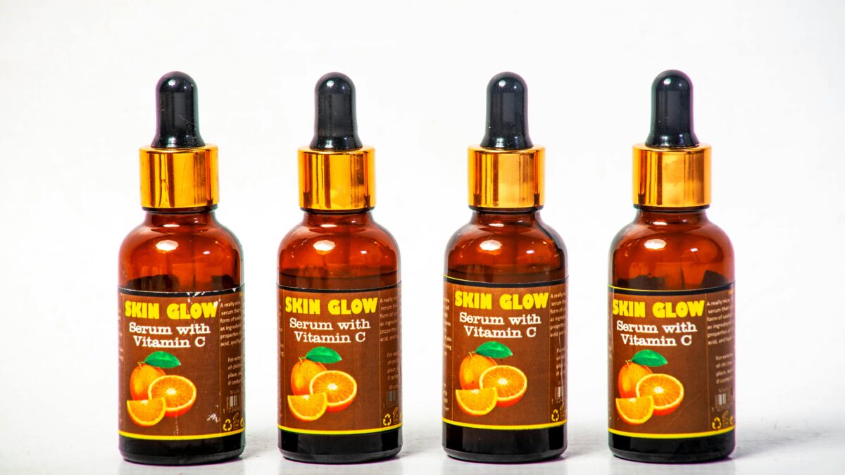 Serums de Vitamina C Podem Entupir os Poros? O Que Diz Um Dermatologista