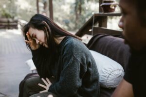 Como Pessoas Altamente Sensíveis Podem Expressar Seus Sentimentos de Forma Assertiva