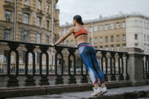 Como Prevenir Lesões e Treinar de Forma Inteligente na Meia-Idade, Conforme Especialistas